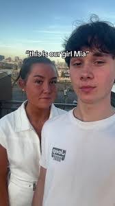 Casey Pennington's Instagram, Twitter & Facebook