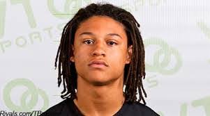 Kelvin Cameron's Instagram, Twitter & Facebook