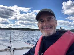 Aug 08, 2021 · jonas gahr støre høyrde mykje på den tidas populærmusikk og likte dire straits, elton john, billy joel, queen med fleire. Jonas Gahr Store Sommeren Gjor Godt Jeg Feirer Seilbaten Som Fyller 50 Denne Sommeren Med Daglige Turer Mellom Skjaerene Da Ferien Startet Lot Jeg Skjegget Gro I Konkurranse Med En Av