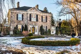 Cassie is the enchantress of middleton, using her special gifts of intuition and magical touch to help others around her. Hallmark Movie Fanatics Good Witch Returns Sunday Here S Everything You