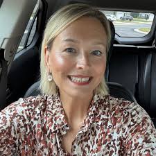 We are so excited to be doing this! Thank you all for your love and  support, it's appreciated by each and every one of us 💕