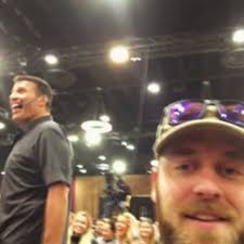 🌀 Ever wonder what makes being a Sound Bath Facilitator so uniquely  fulfilling? It's because this role beautifully aligns with the 6 Human  Needs, famously outlined by Tony Robbins @tonyrobbins Let me