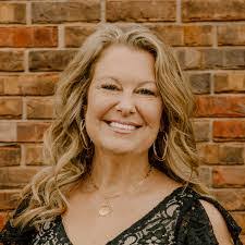 Alicia Trimble's Instagram, Twitter & Facebook