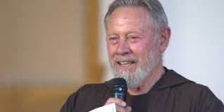 Intervista a don Giovanni Carollo sulla storia della Madonna Incoronata di  Foggia