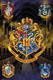 Welcome to r/harrypotter, the place where fans from around the world can meet and discuss everything in the harry potter. Harry Potter Poster Hogwarts Hauserwappen Kaufland De