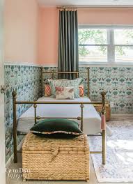 Carefully start on one side and slide the putty knife to the other end. How To Make The Most Of Your Chair Rail Delightfully Noted