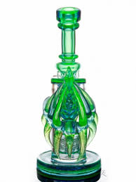 The terp timer is a desktop wireless thermal sensor that allows you to dial in th Step Inside The Mothership The Art Of Uper High End Bongs Dangerous Minds