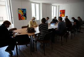 Jun 18, 2021 · the former command sergeant major of winn army community hospital at fort stewart, georgia, was sentenced to six months of confinement and dropped in rank to specialist after he was convicted of. Covid 19 Rentree Des Ecoles Reunion De Travail Pignans