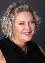 Casey Wedel's Instagram, Twitter & Facebook