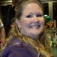 Julie Viger's Instagram, Twitter & Facebook