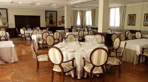 Maybe you would like to learn more about one of these? Hotel Restaurante Candido Segovia Salon Interior Pablo Monteagudo Flickr
