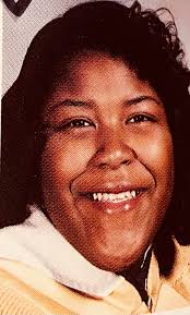 I was just scrolling through my 90's year book 📕 and putting a face with a  name of all the 90's Alumni I seen at the Alumni Picnic and Black  definitely don't