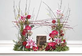 14 Funeral Urn Memorial Service Table Arrangement Ideas Funeral Urn Arrangements Memorial Flowers Funeral Flower Arrangements