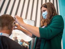 Friseurkette Feuert Alle Betriebsratinnen Auf Einmal Gewerkschaftler Ahnt Absicht Dahinter In 2020 Vorwurfe Kundigung Hitzewelle