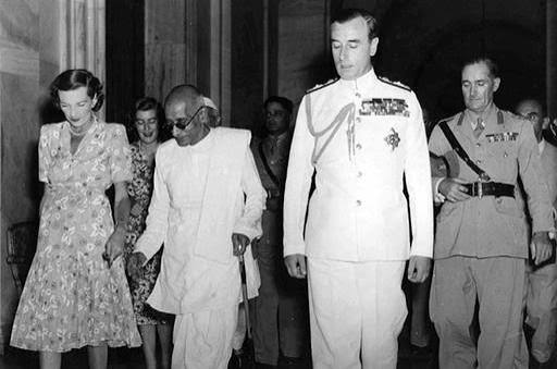 Edwina and Lord Louis Mountbatten, with C. Rajagopalachari… — PICRYL - Public Domain Media Search Engine