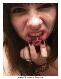 Inside Lip Tattoo Fade Time Tattoo Ideen