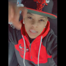 Marcus Vickers's Instagram, Twitter & Facebook