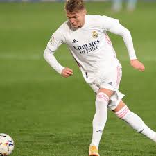 Martin ødegaard is the son of hans erik ödegaard (manager. Arsenal Hopeful Of Signing Martin Odegaard On Loan