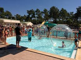 Camping Avec Espace Aquatique Pres De Saint Gervais Le California