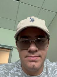 Met a friend and did some side quests., (Swipe to the last photo for a  surprise). , #life #learn #sidequest #motivaton #nature #selfie