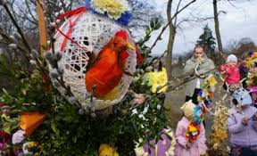 W wielu regionach polski zachowała się wielowiekowa tradycja w tworzeniu palm wielkanocnych. Chelmce Oceniali Palmy Wielkanocne Gazeta Pomorska