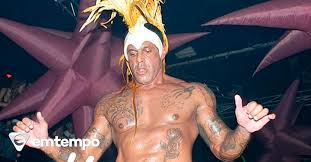 Get in touch with alexandre frota (@alexmonteiroqueiroz) — 2032 answers, 4497 likes. Alexandre Frota Admite Gostar De Homens E Diz Sou Resolvido Em Tempo