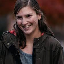 Fundraiser for Elise Hearne by Ben Melchers : Help save Elise's finger!