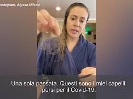 Febbre, stress e altri fattori legati al covid indeboliscono anche le. Coronavirus Alyssa Milano Mostra La Perdita Di Capelli Su Instagram Corriere Tv
