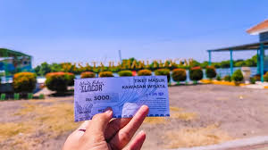 Sementara saat weekend, harga tiket masuk pulau sarinah dan wisata. Menikmati Kerinduan Akan Laut Di Wisata Bahari Tlocor Sidoarjo