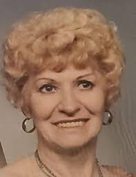 Ellen Ramey's Instagram, Twitter & Facebook