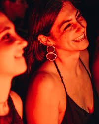 Con il mare attorno, abbiamo danzato sulle note di potenti 𝔹𝕒𝕤𝕤𝕚  ℙ𝕣𝕠𝕗𝕠𝕟𝕕𝕚... E adesso? 👉𝟮.𝟬𝟴