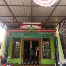 Mungkin pertanyaan itu yang terlintas di pikiran anda. Warung Makan Ayam Bakar Anjuk Ladang Pak Suparji Restoran Masakan Ayam Di Nganjuk