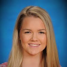 Lora Lyle's Instagram, Twitter & Facebook