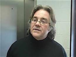 1542 A class war of words