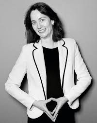 Katarina barley is a german politician and lawyer who has been a member of the european parliament since 2019. Katarina Barley Im Interview Ohne Worte Uber Martin Schulz Die Bundestagswahl Und Cabriofahrten Sz Magazin