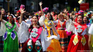 2020 top things to do in lund. Vielfalt Feiern Karneval Der Kulturen In Berlin Alle Multimedialen Inhalte Der Deutschen Welle Dw 09 06 2019