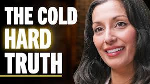 Mary Caselli's Instagram, Twitter & Facebook