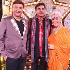 Despite being in a happy relationship with poonam, shatrughan sinha could not help but fell for the mesmerizing reena roy. Indian Idol 12 Shatrughan Sinha Gave A Musical Surprise To His Wife Poonam Sinha Sings Song For Her Pinkvilla