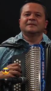 Muy buenos y bendecidos días para todos los grandes amigos amigas,  administradores de este gran grupo Gerardo Robles Aguilar, el amigo Eriik Luis  Garrett, Jaime García Luis Navarro el Tokayo José Robles,