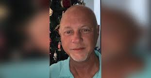 Mark Thames's Instagram, Twitter & Facebook