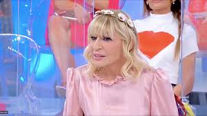 We did not find results for: Uomini E Donne Anticipazioni 11 Marzo Gemma Galgani Sfila Nei Panni Di Una Bellissima Attrice Tina Cipollari Non Perde L Occasione Per Attaccarla E Cataldo