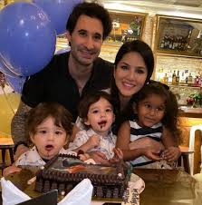 Both sunny leone and daniel shared the spotlight on the dance floor as they worked their magic. Sunny Leone Kids Every Time Sunny Leone S Twins Asher And Noah Stole The Show With Their Adorable Antics