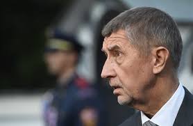 Politolog tvrdí, že babiš dokáže svojí pracovitostí v. Na Palube Letadla S Premierem Babisem Padl Vystrel Vysel Omylem Z Pistole Ochranky Domov Lidovky Cz