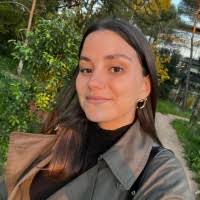 60+ perfiles de «Esther Gallardo»