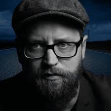 56. Alex Baro-Cayetano On His Small & Perfectly Formed Arrow Short KEITH