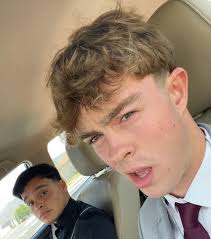 daniel newby ☯︎︎ (@dannystaywavy) • Instagram photos and videos