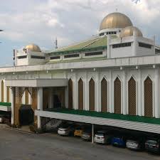 The darul ehsan mosque is the first mosque in subang jaya, selangor, malaysia. Masjid Darul Ehsan Ss15 Subang Jaya Home Facebook