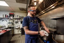 Naked Lisa Blackpink AI porn - explicit generations