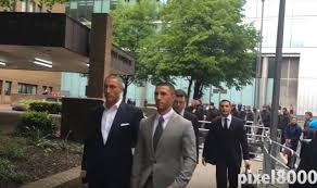 Ανδρέας παναγιώτου, car maintenance station: Andreas Panagiwtoy O Pygmaxos Poy Apekthse Perioysia 500 Ekat Xwris Na 3erei Na Diabazei Pws Egine O Basilias Twn Akinhtwn Kai Giati Bre8hkan Oi Gioi Toy Sth Fylakh Boro