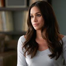 This time last year, star alleged the duke and duchess of sussex were causing havoc in their gated los angeles housing community. Kehrt Meghan Markle Zu Suits Zuruck Das Ist Dran An Den Geruchten Stern De